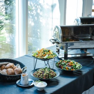 Buffet-lounas linjastosta